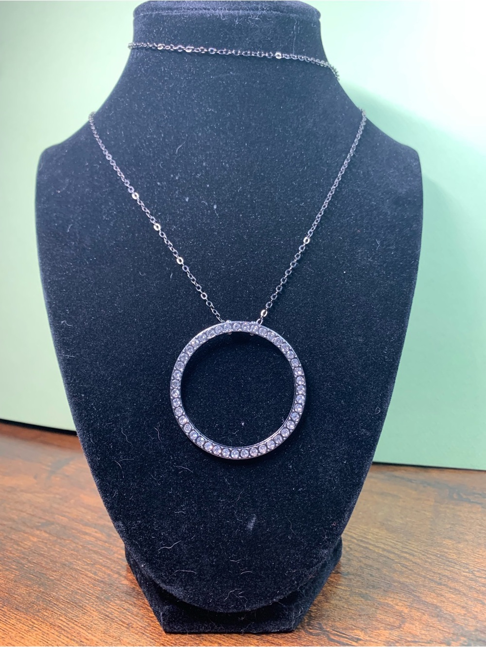 Round Crystal Pendant Necklace - Black